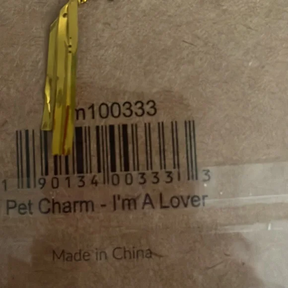 Dog charm. New, Primitives by Kathy, metal & enamel. “I’m a lover, not a biter” - Picture 4 of 4